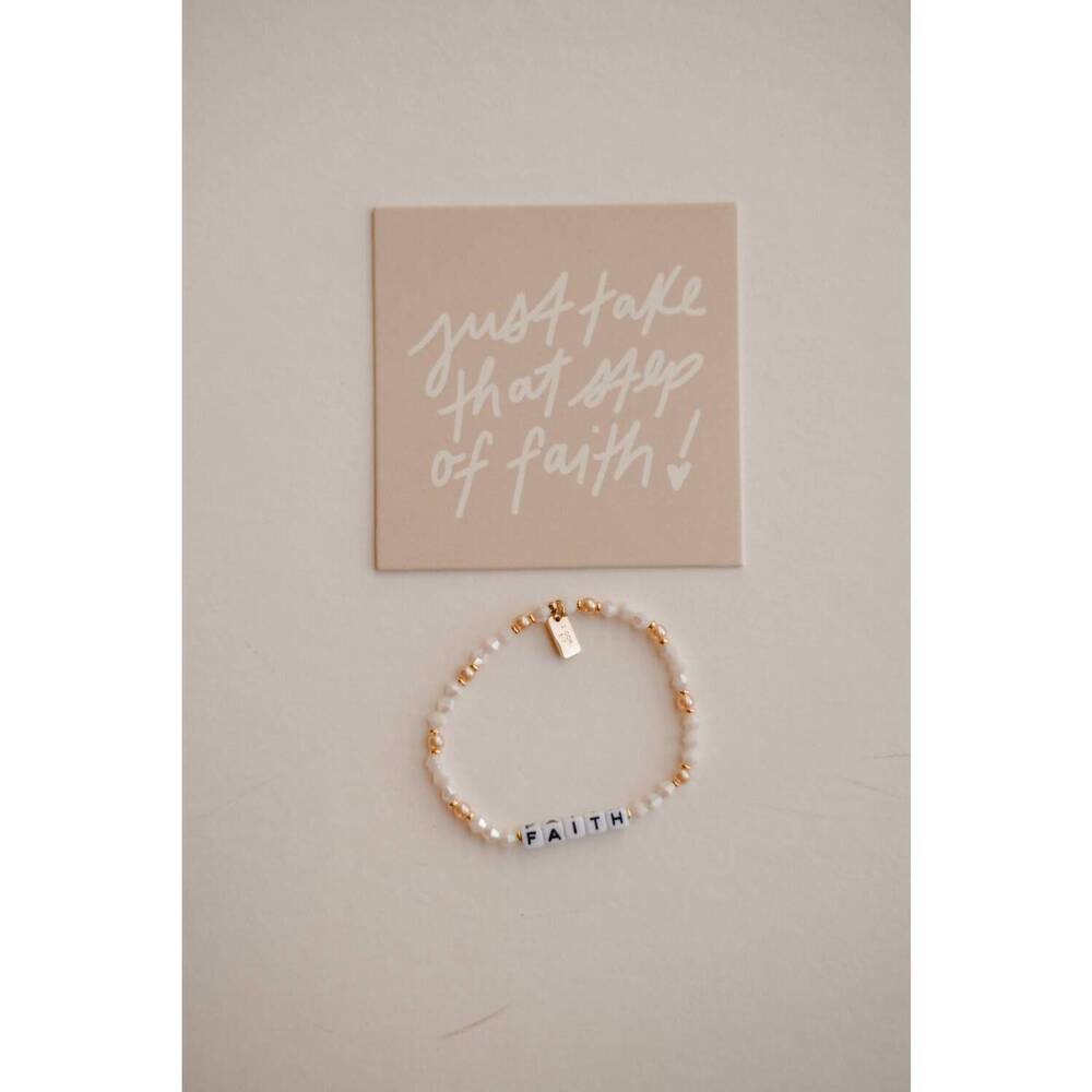 NEW DEAR HEART women's faith bracelet in white